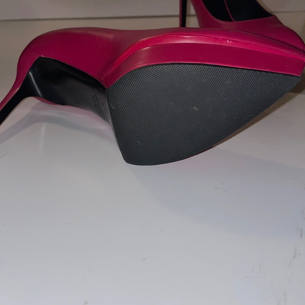 Saint Laurent Pink Leather Point Pumps Size 37 1/2 - Picture 7 of 9